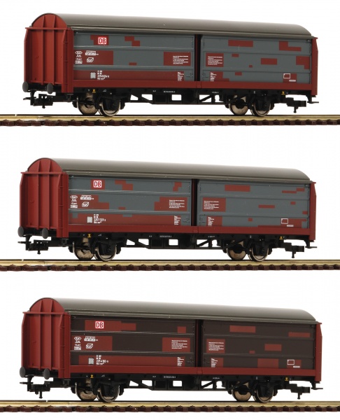 Set of 3 sliding wall box cars type Hbis 299 (weathered)<br /><a href='images/pictures/Fleischmann/Fleischmann-533709.jpg' target='_blank'>Full size image</a>